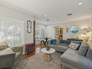 200 S Weatherred Drive - Photo 4