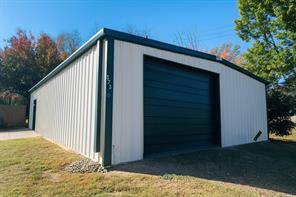 573 W State Highway 243 - Photo 13