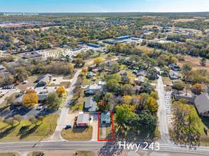 573 W State Highway 243 - Photo 5