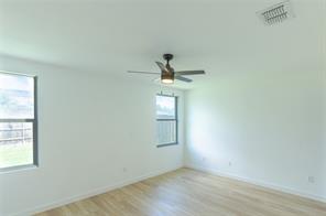 2621 Shorecrest Drive - Photo 11