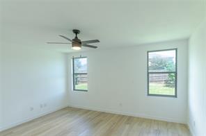 2621 Shorecrest Drive - Photo 12