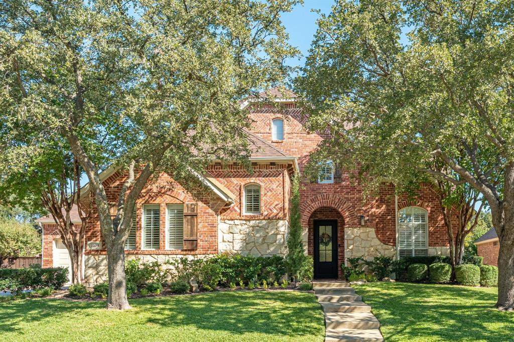 8104 Linksview Drive - Photo 1