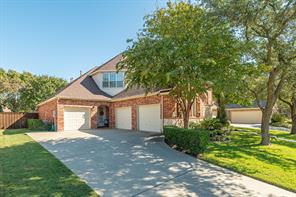 8104 Linksview Drive - Photo 2