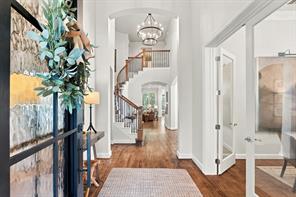 8104 Linksview Drive - Photo 3