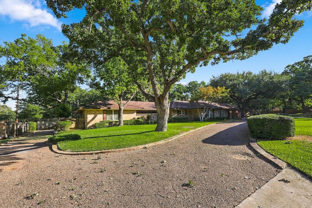 120 Friar Tuck Circle - Photo 2