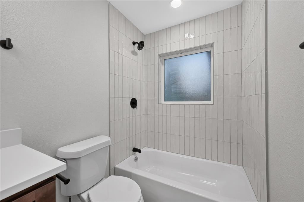 1607 Laura Road - Photo 21