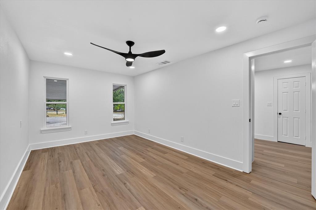 1607 Laura Road - Photo 23