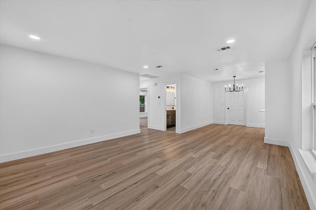 1607 Laura Road - Photo 7