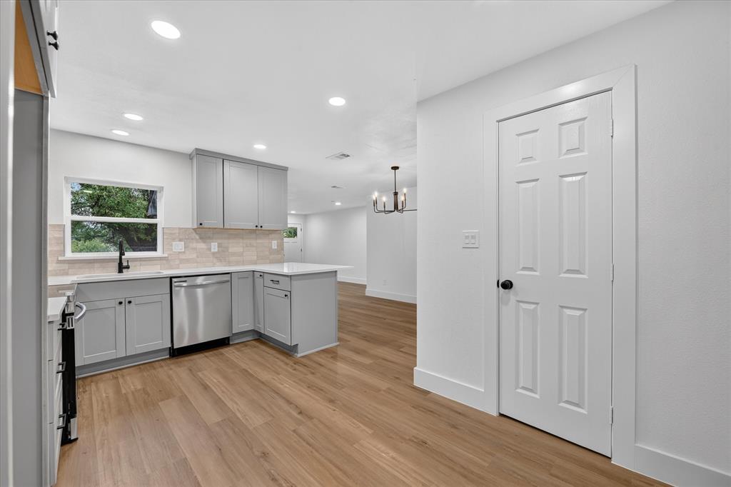 1607 Laura Road - Photo 8