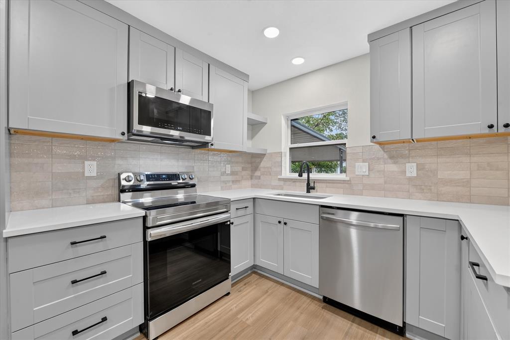 1607 Laura Road - Photo 9