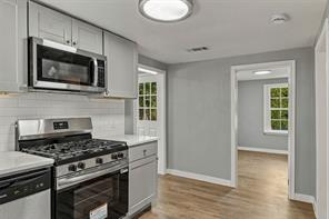 528 E Jefferson Street - Photo 10