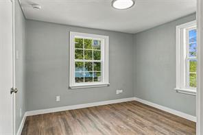 528 E Jefferson Street - Photo 16