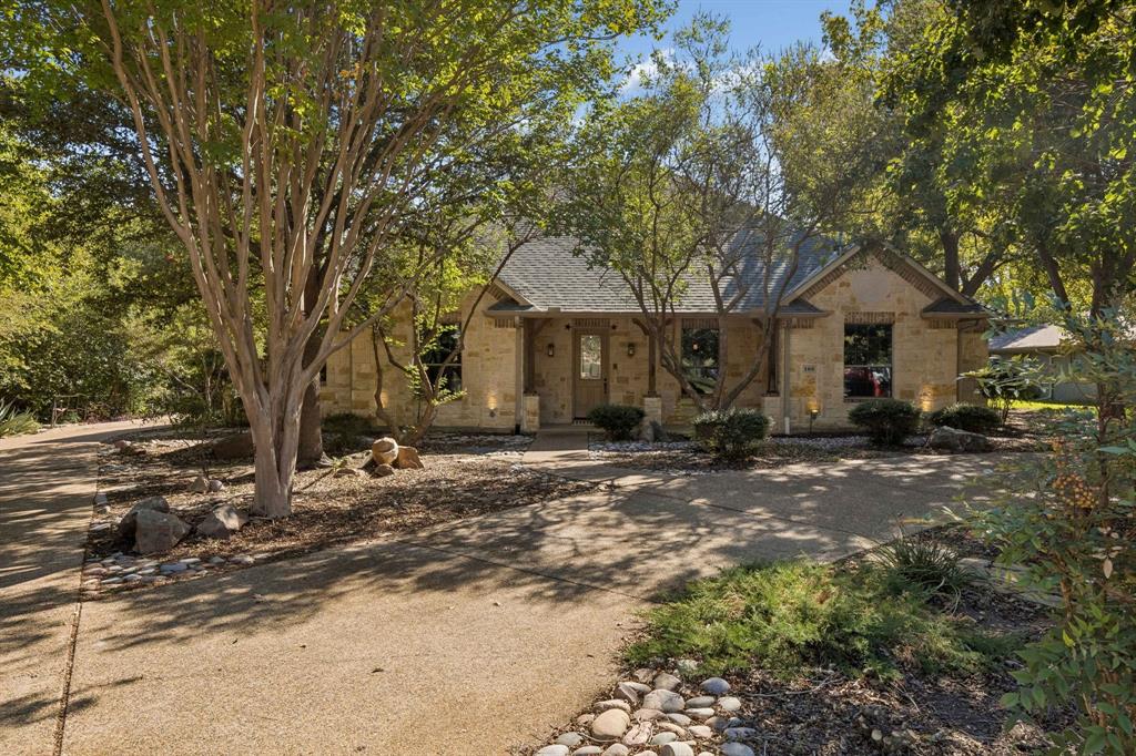 186 Moonlight Drive - Photo 1