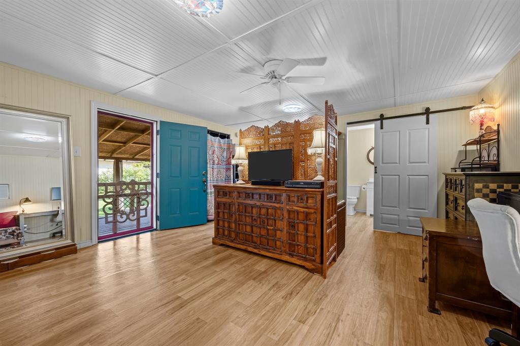 604 Crestview Drive - Photo 36