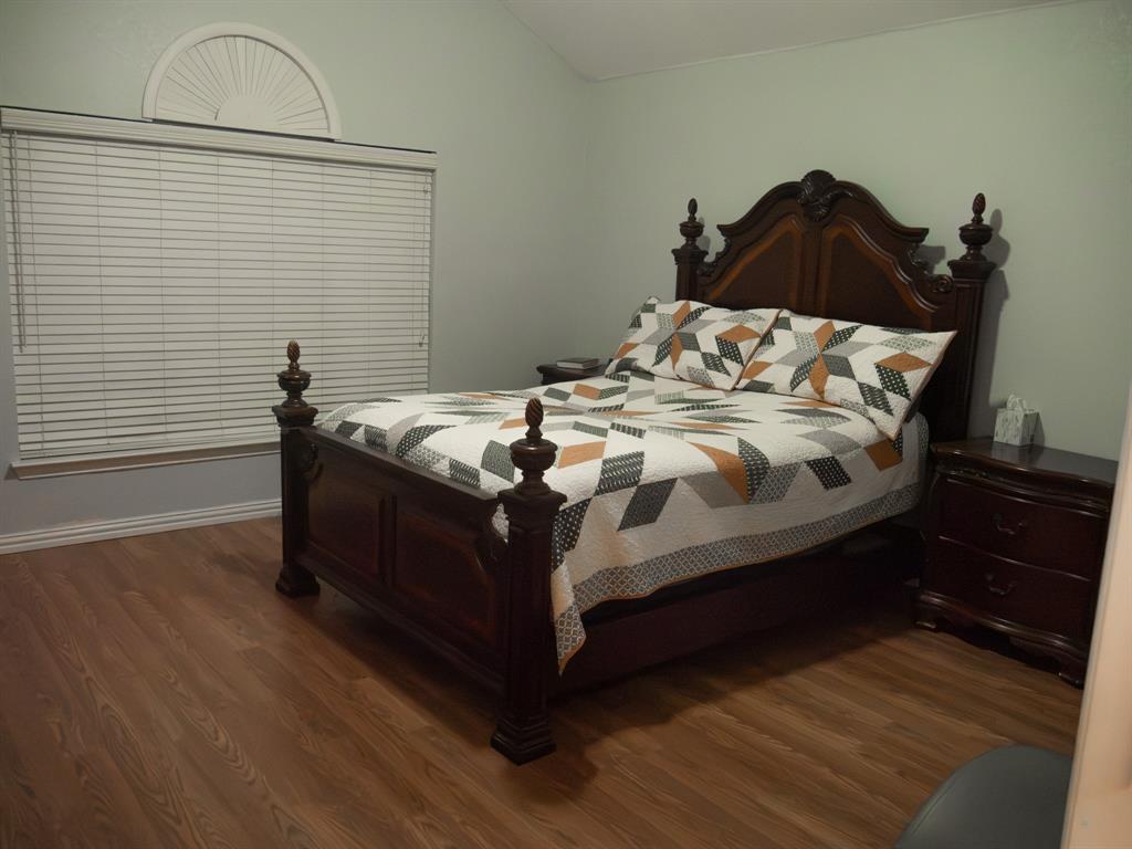 1009 Stuart Road - Photo 10