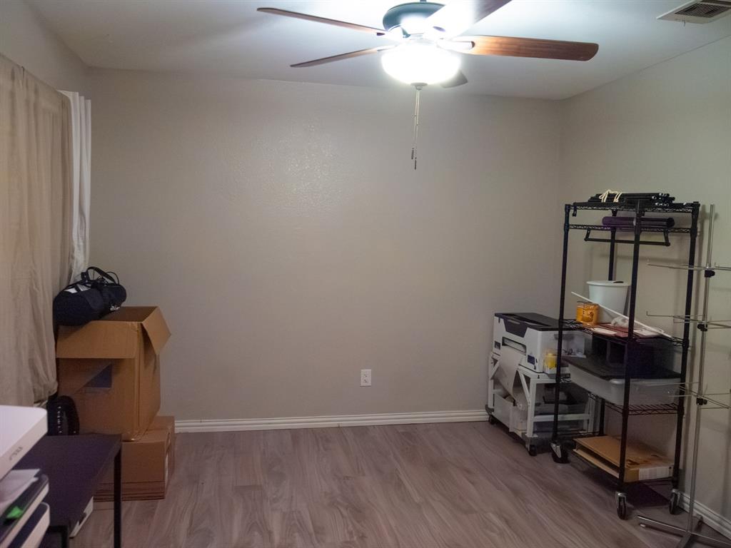 1009 Stuart Road - Photo 15
