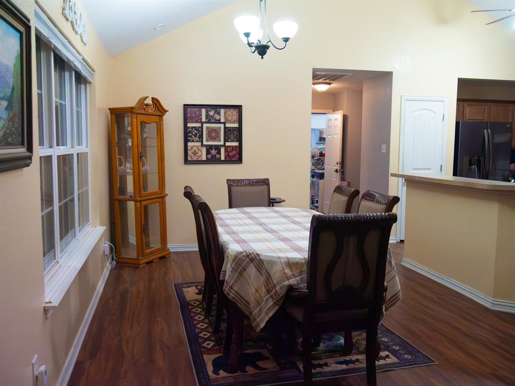 1009 Stuart Road - Photo 4
