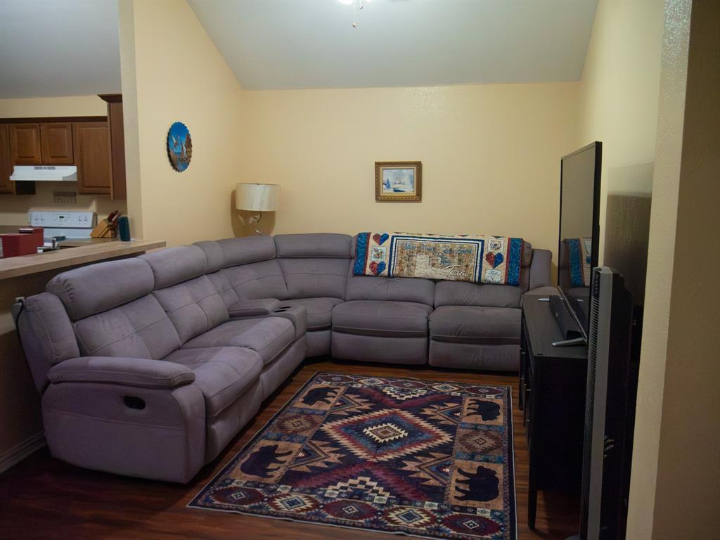 1009 Stuart Road - Photo 8