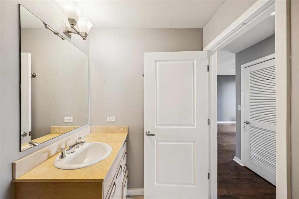 1200 Main Street - Photo 13