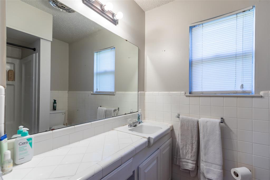 2406 Rountree Drive - Photo 15
