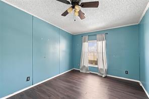 105 12th Street - Photo 11