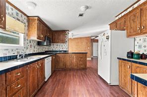 105 12th Street - Photo 6