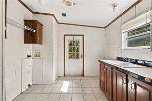 105 12th Street - Photo 7