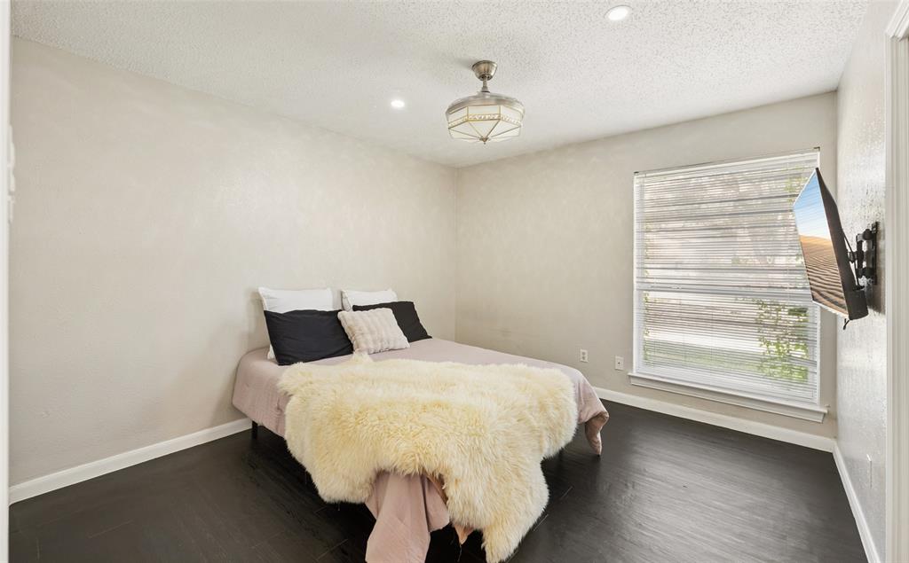 1508 Strawberry Circle - Photo 19