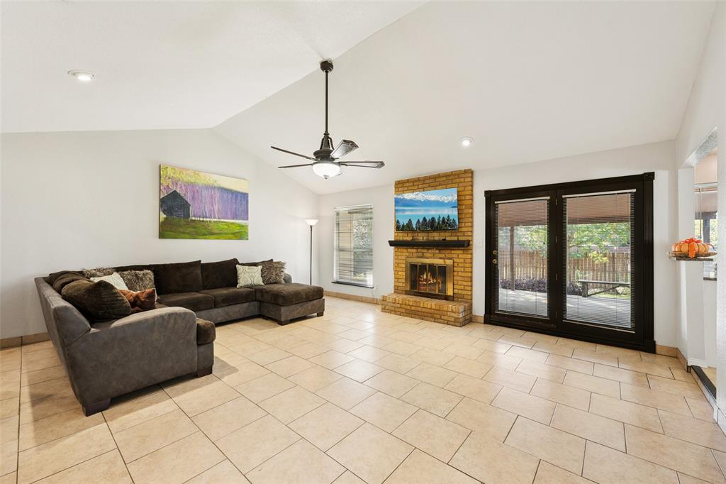1508 Strawberry Circle - Photo 8