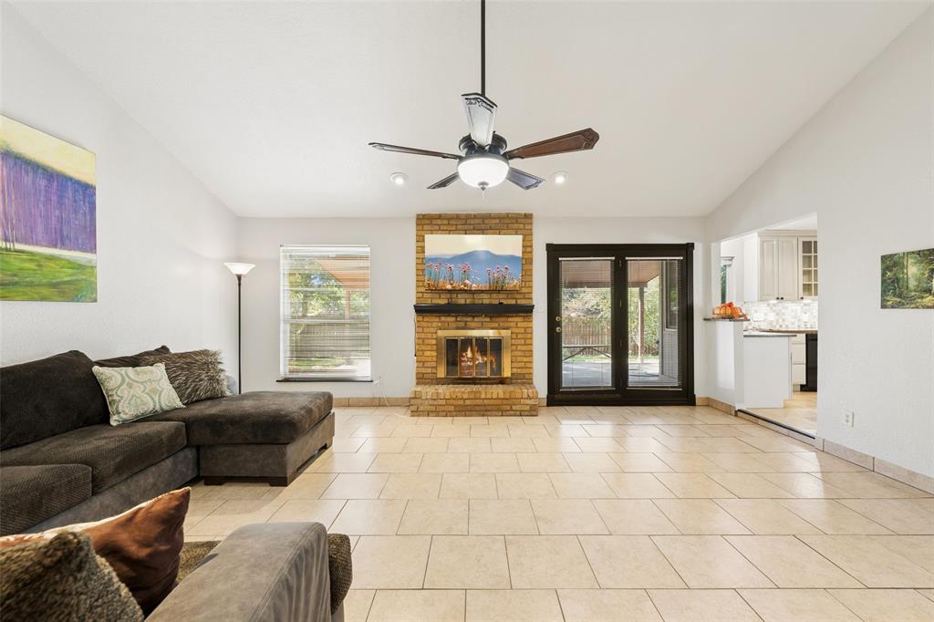 1508 Strawberry Circle - Photo 9
