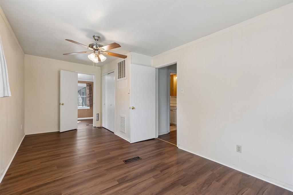 3920 Hollis Street - Photo 14