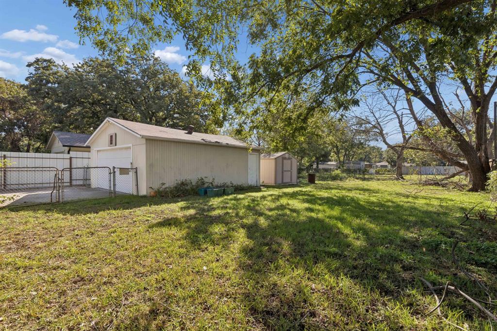 3920 Hollis Street - Photo 23