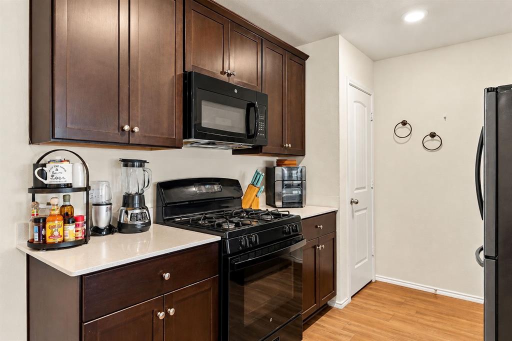 1516 Stonefield Drive - Photo 10