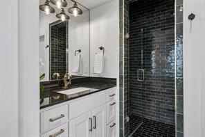 523 Cameron Avenue - Photo 24