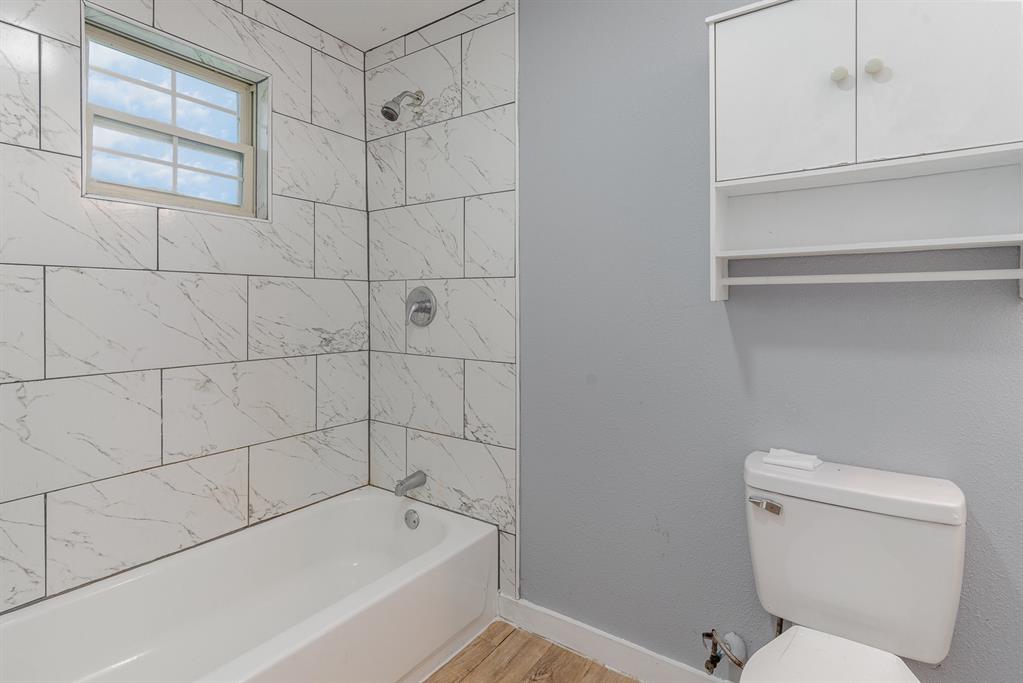 4621 Owenwood Avenue - Photo 11