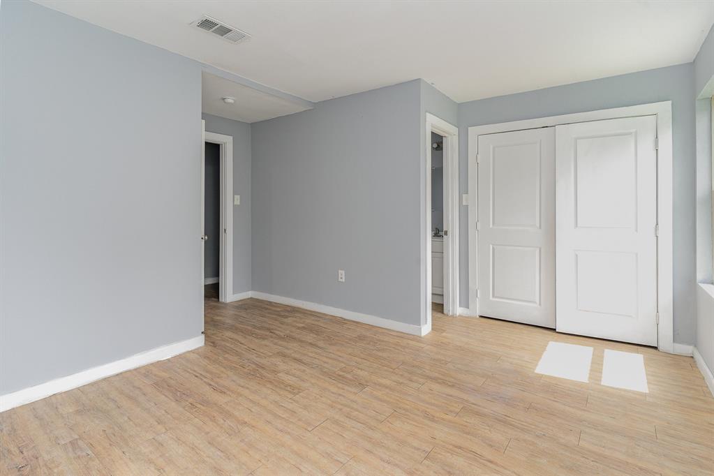 4621 Owenwood Avenue - Photo 4