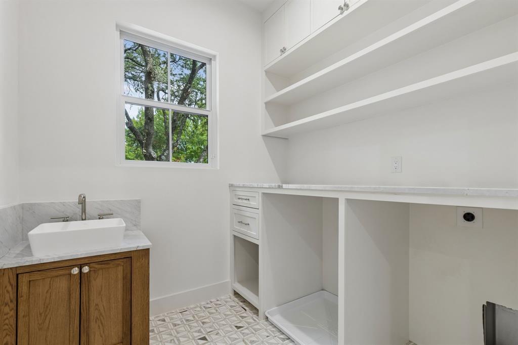 6406 Sunnyland Lane - Photo 24