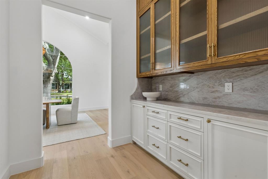 6406 Sunnyland Lane - Photo 7