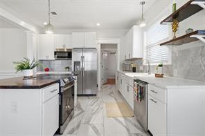 2607 Fort Avenue - Photo 13