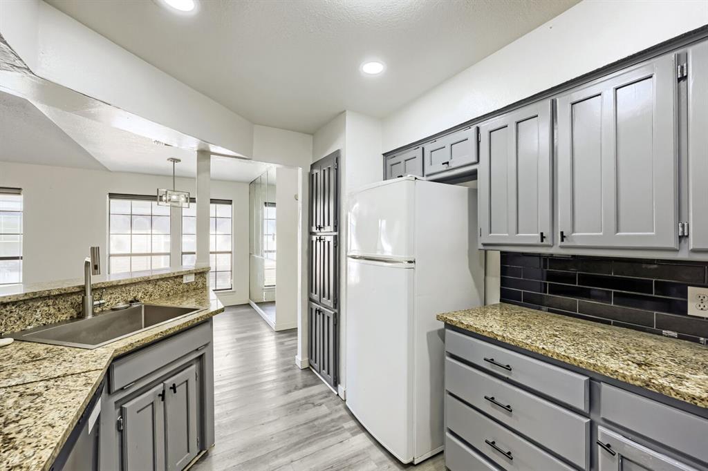 2409 Summer Place Drive - Photo 14