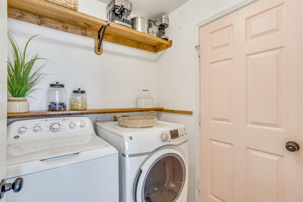 4002 Sapphire Lane - Photo 16