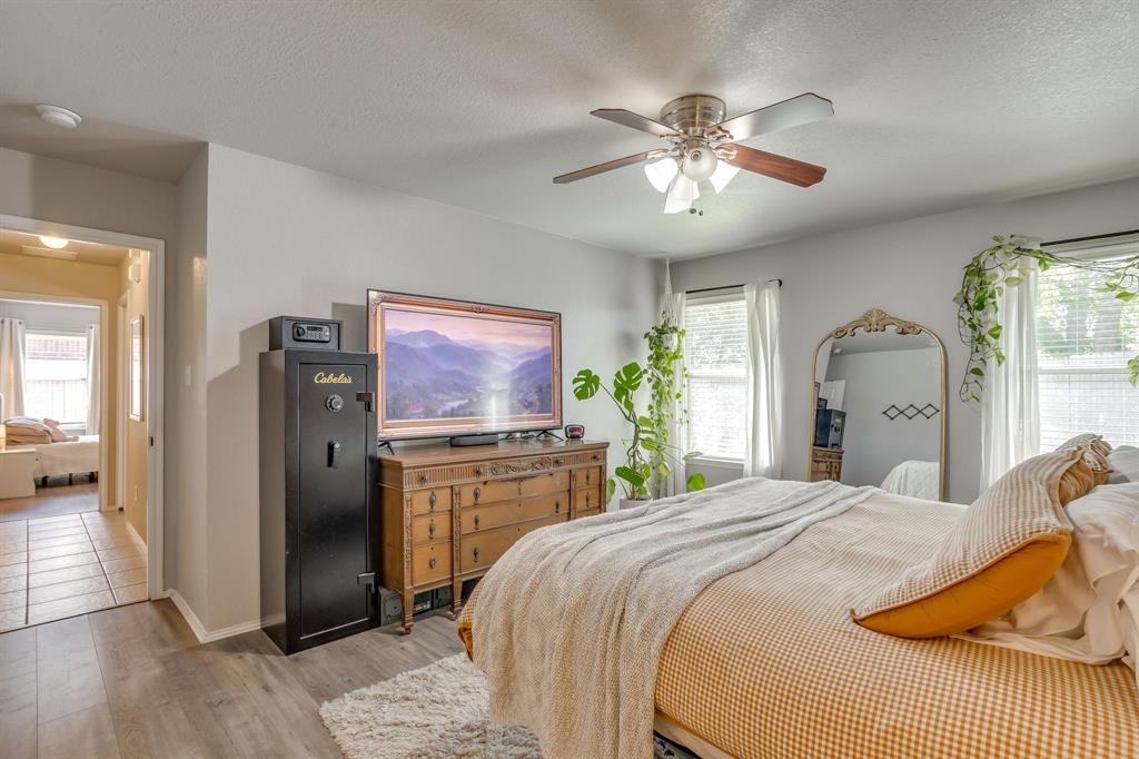 4002 Sapphire Lane - Photo 30