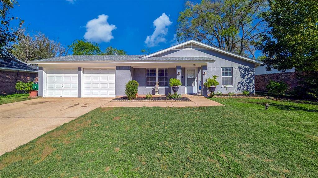 6321 Solona Circle N - Photo 1