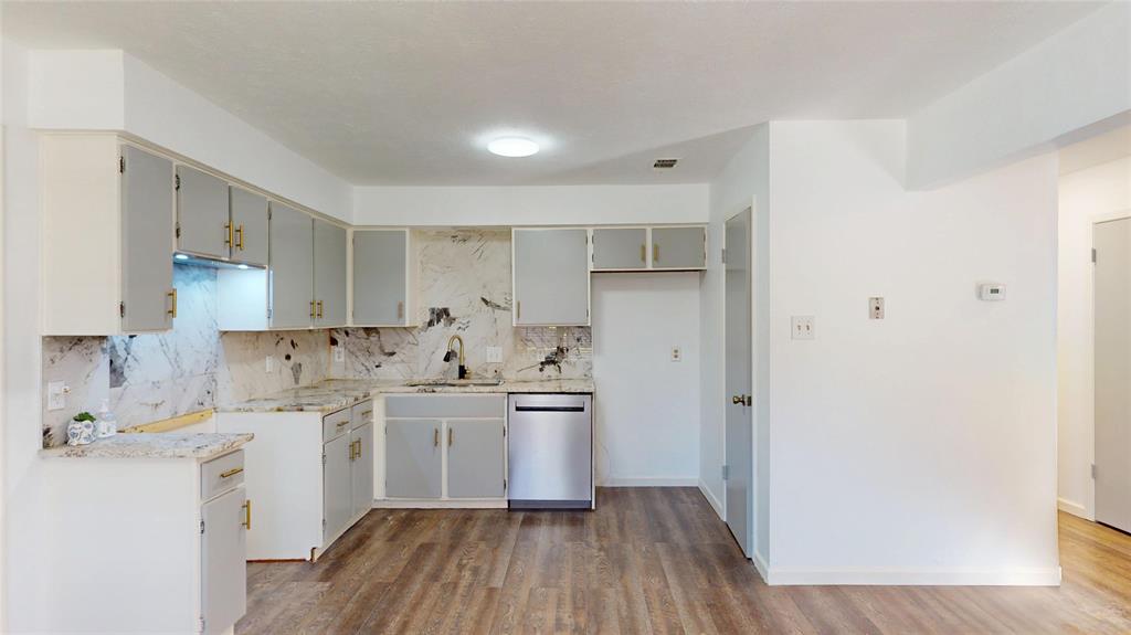 6321 Solona Circle N - Photo 12