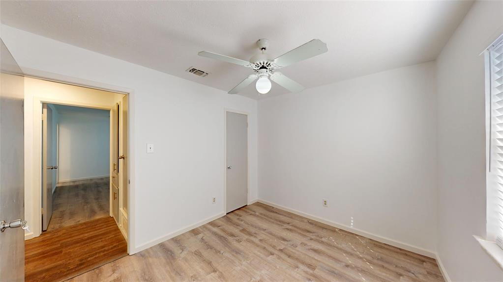 6321 Solona Circle N - Photo 20