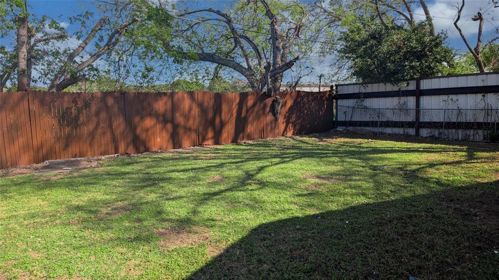 6321 Solona Circle N - Photo 28