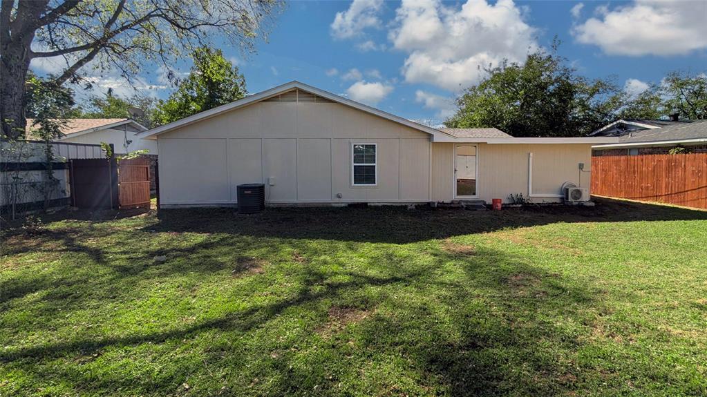 6321 Solona Circle N - Photo 30