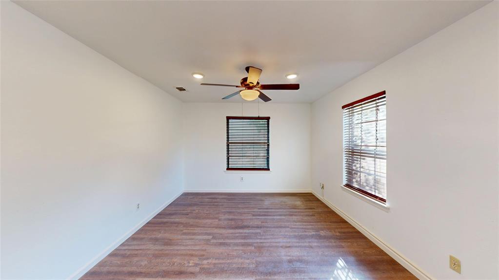 6321 Solona Circle N - Photo 4
