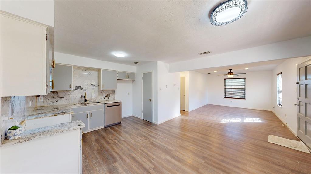 6321 Solona Circle N - Photo 8
