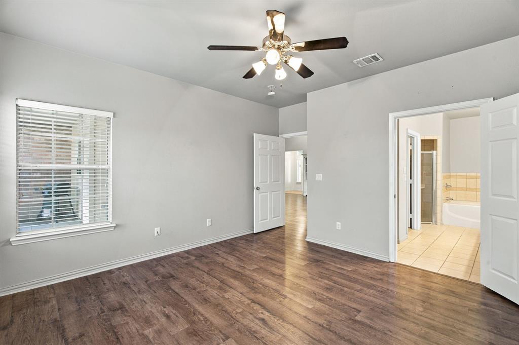 170 Greathouse Village - Photo 10